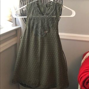 Green high neck top